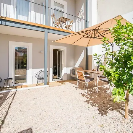 Wood & Garden