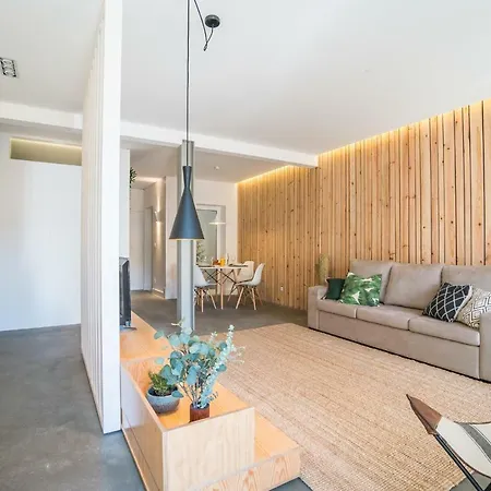 Wood & Garden Apartment Lisbon