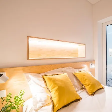 Wood & Garden Apartment Lisbon